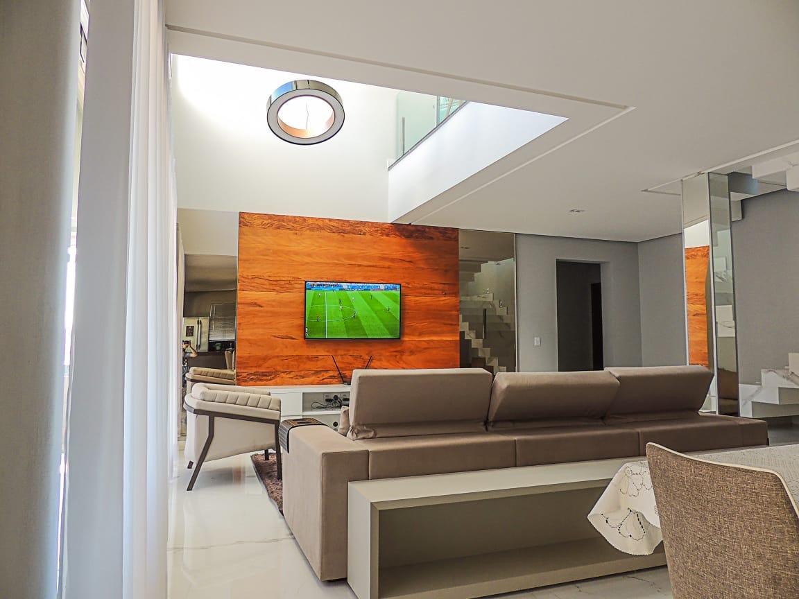 De Luxo Paraiso De Minas Escarpas 招待所 *